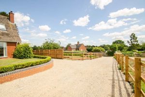 Photo 41- click for photo gallery